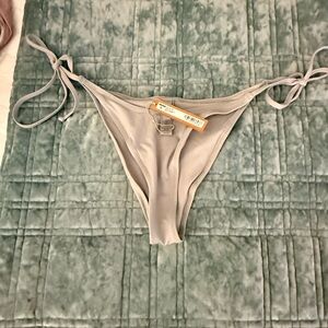 SKIMS Chrome Dipped Side Tie Bikini Bottom - size small - BNWT